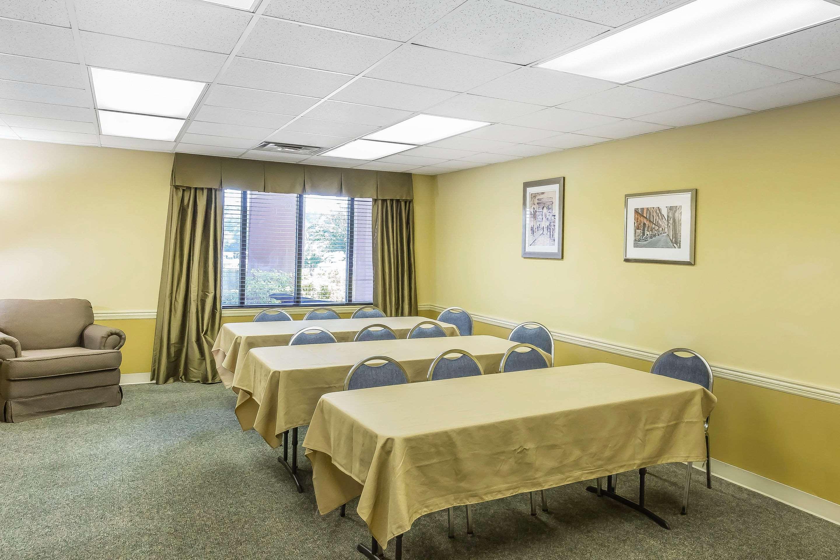 Quality Inn Calera Bagian luar foto