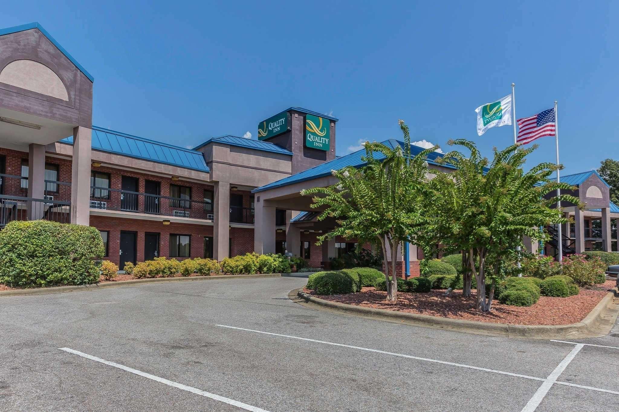Quality Inn Calera Bagian luar foto