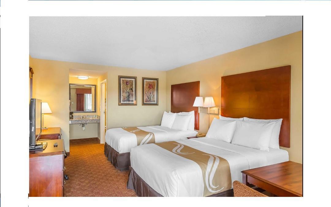 Quality Inn Calera Bagian luar foto